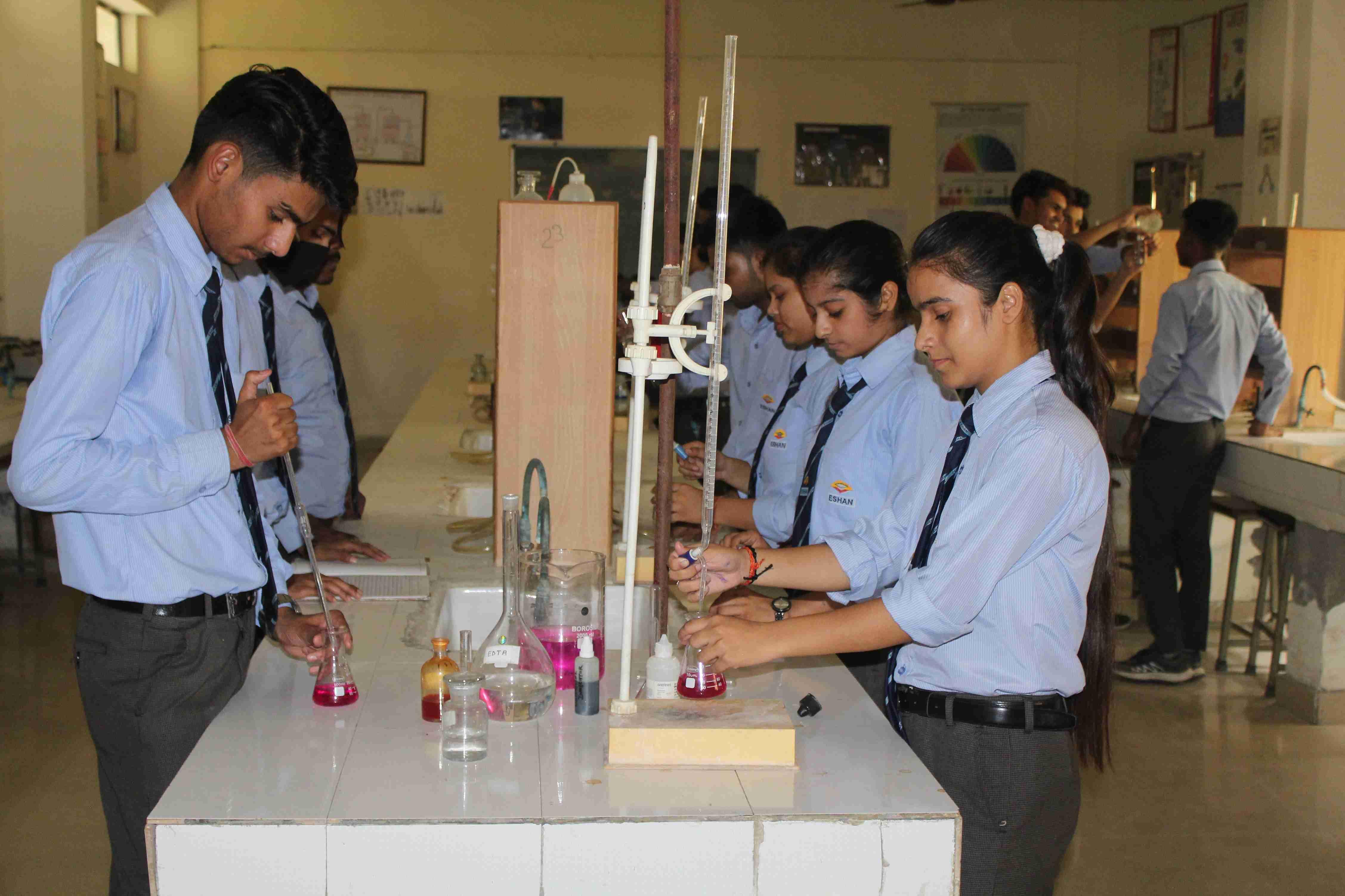 Eshan College of Engineering & Management Agra Labs photo 2