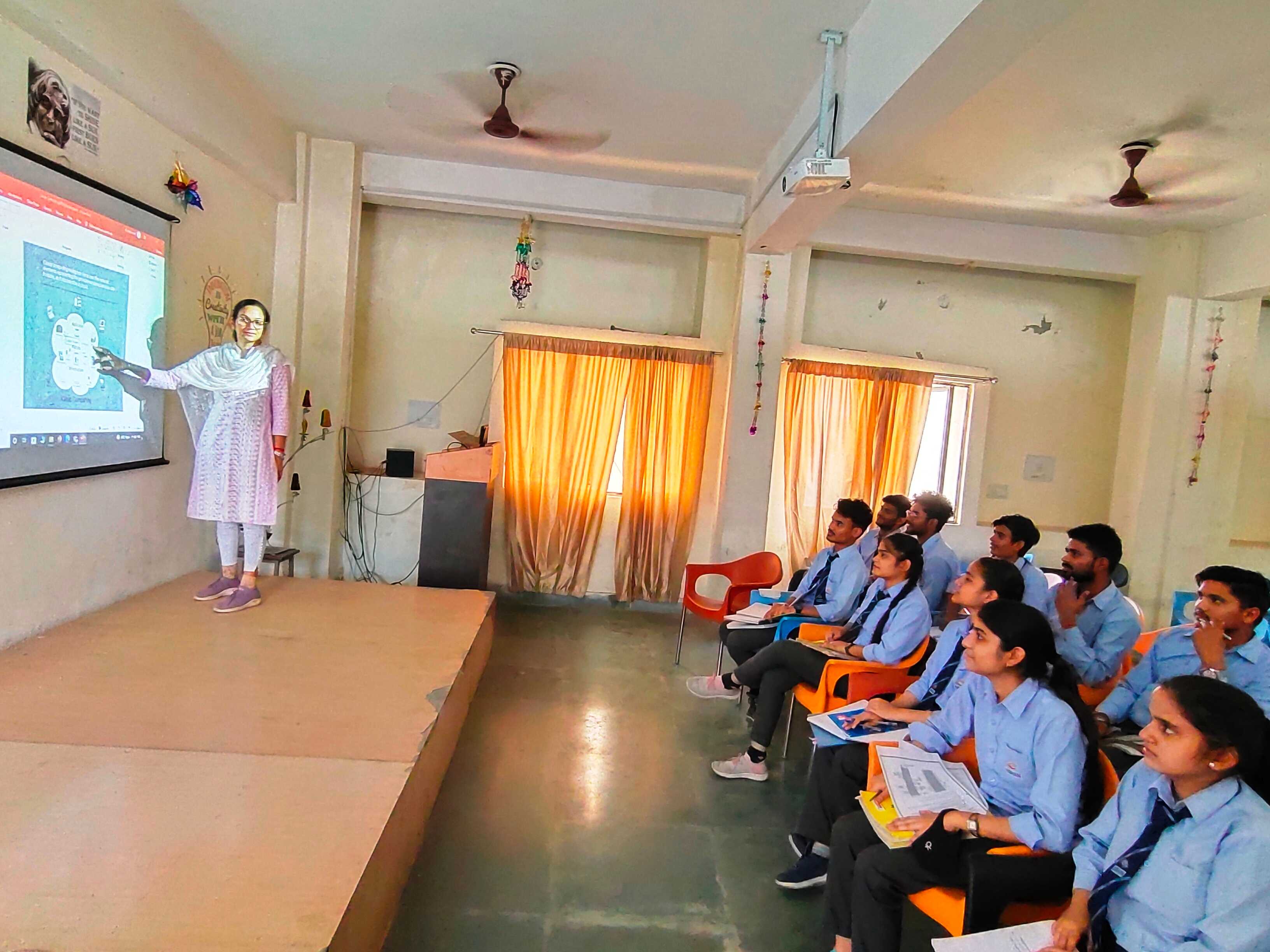 Eshan College of Engineering & Management Agra Digital Classroom photo 1