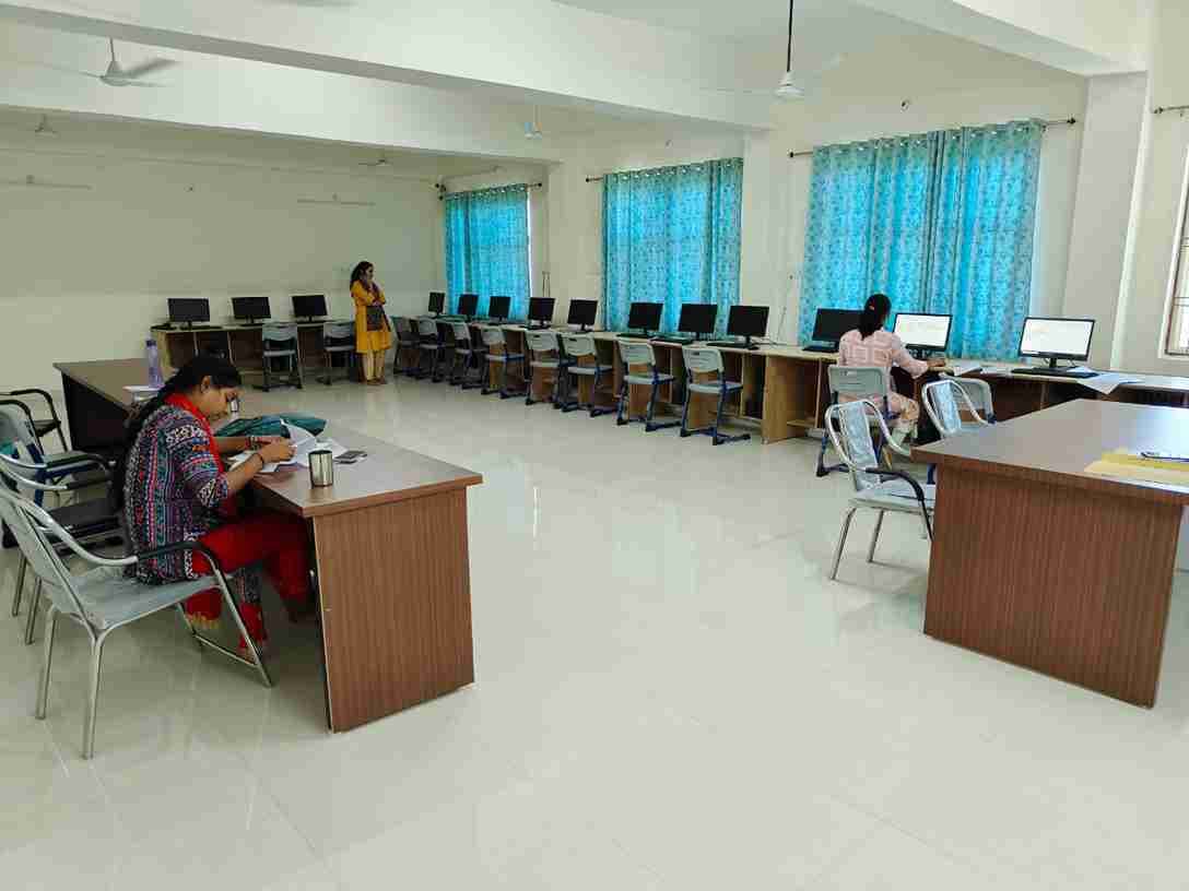 Rameshwaram Pharmacy College Sitapur Campus photo 1