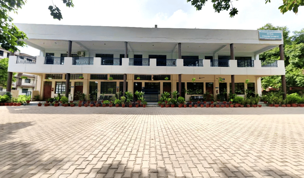 Ram Chameli Chadha Vishvas Girls College Ghaziabad Campus photo 4