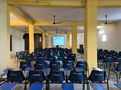 DIMT Law College Ghaziabad Infrastructure photo 15