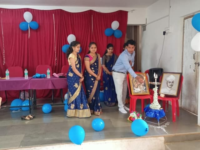 Bamane Institute of Pharmacy Belgaum Teachers Day Celebration photo 1