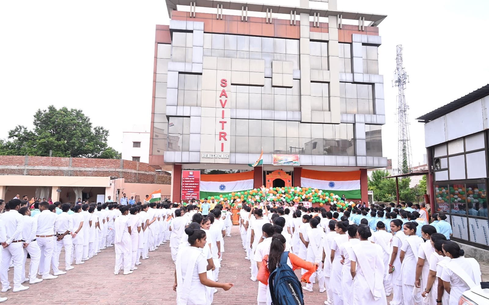 Savitri Nursing and Paramedical Institute Gorakhpur Academic Building photo 2