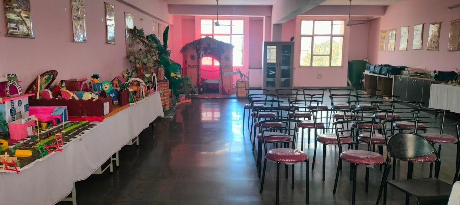 Savitri Nursing and Paramedical Institute Gorakhpur Academic Building photo 1