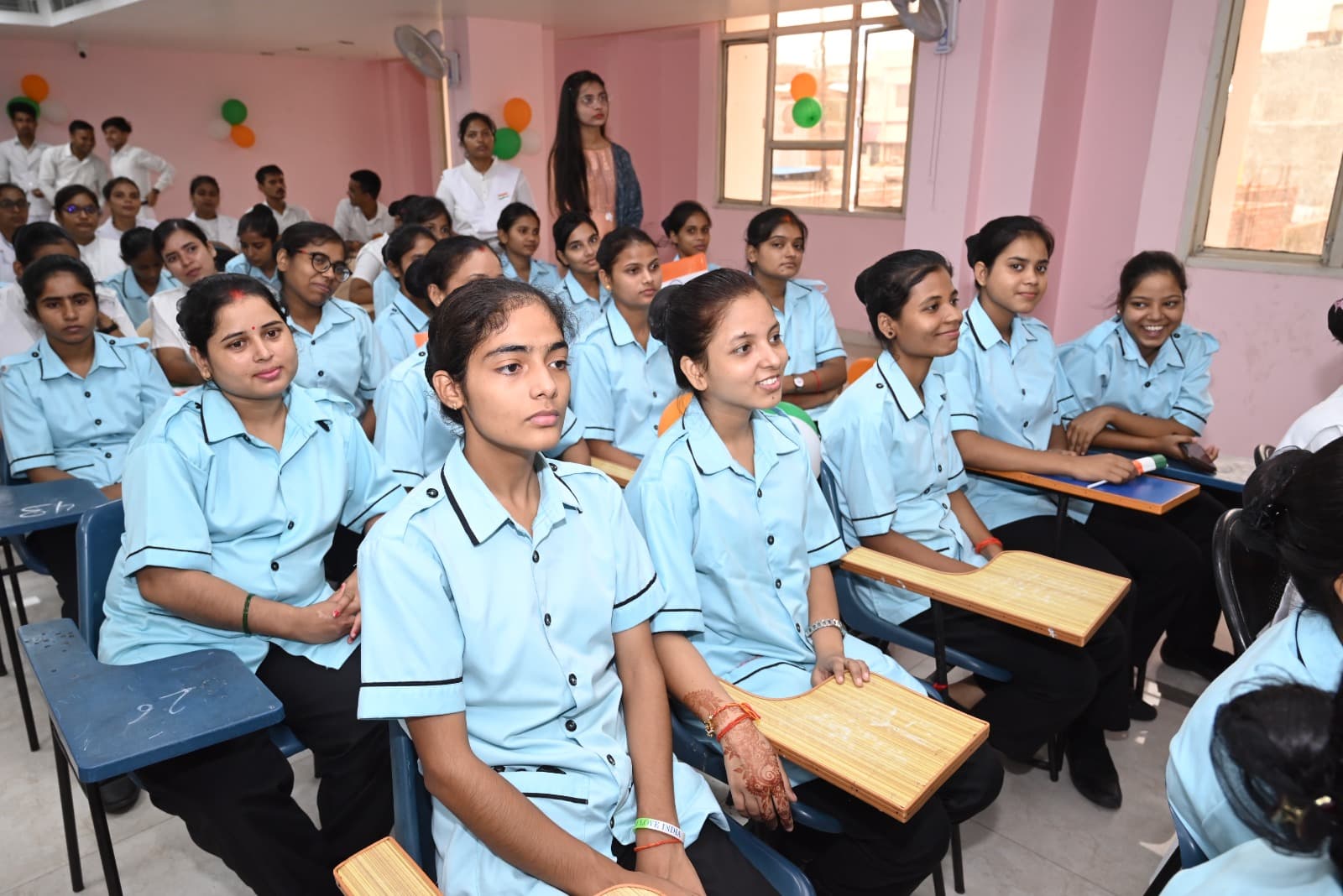 Savitri Nursing and Paramedical Institute Gorakhpur Academic Building photo 4