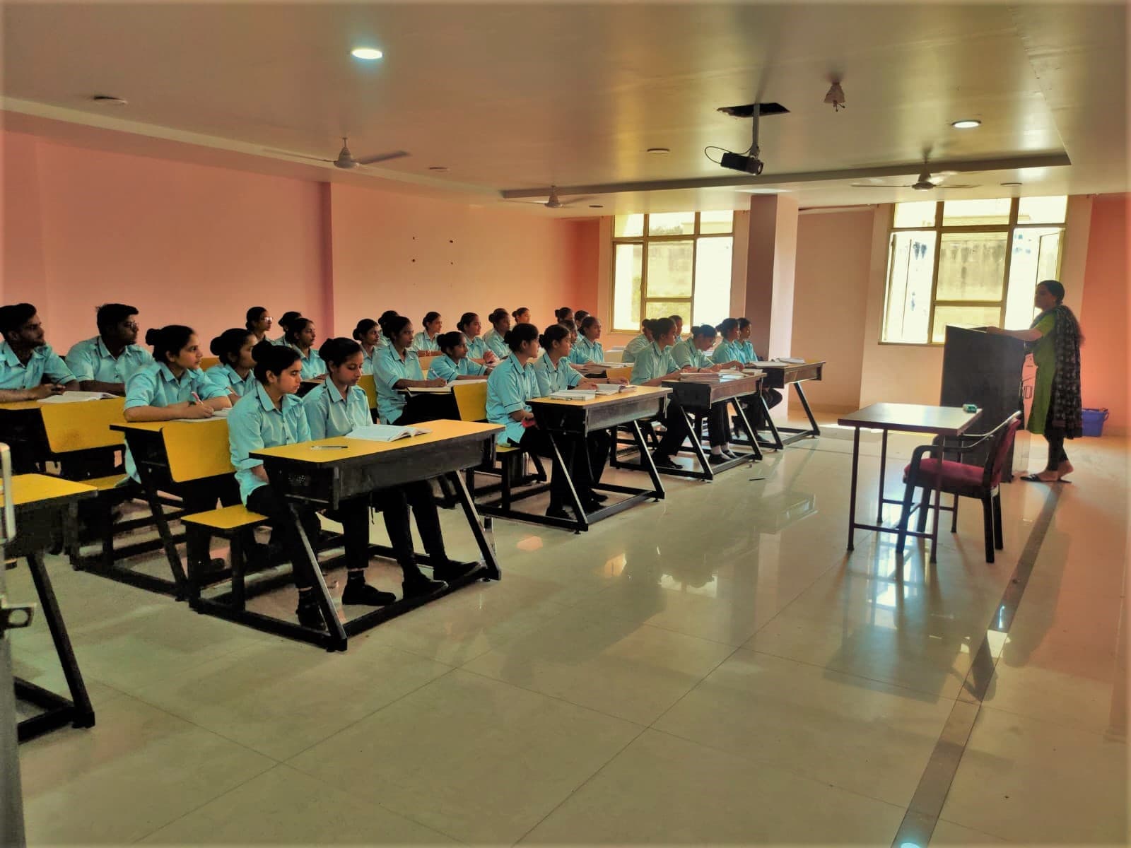 Savitri Nursing and Paramedical Institute Gorakhpur Campus Facilities photo 4