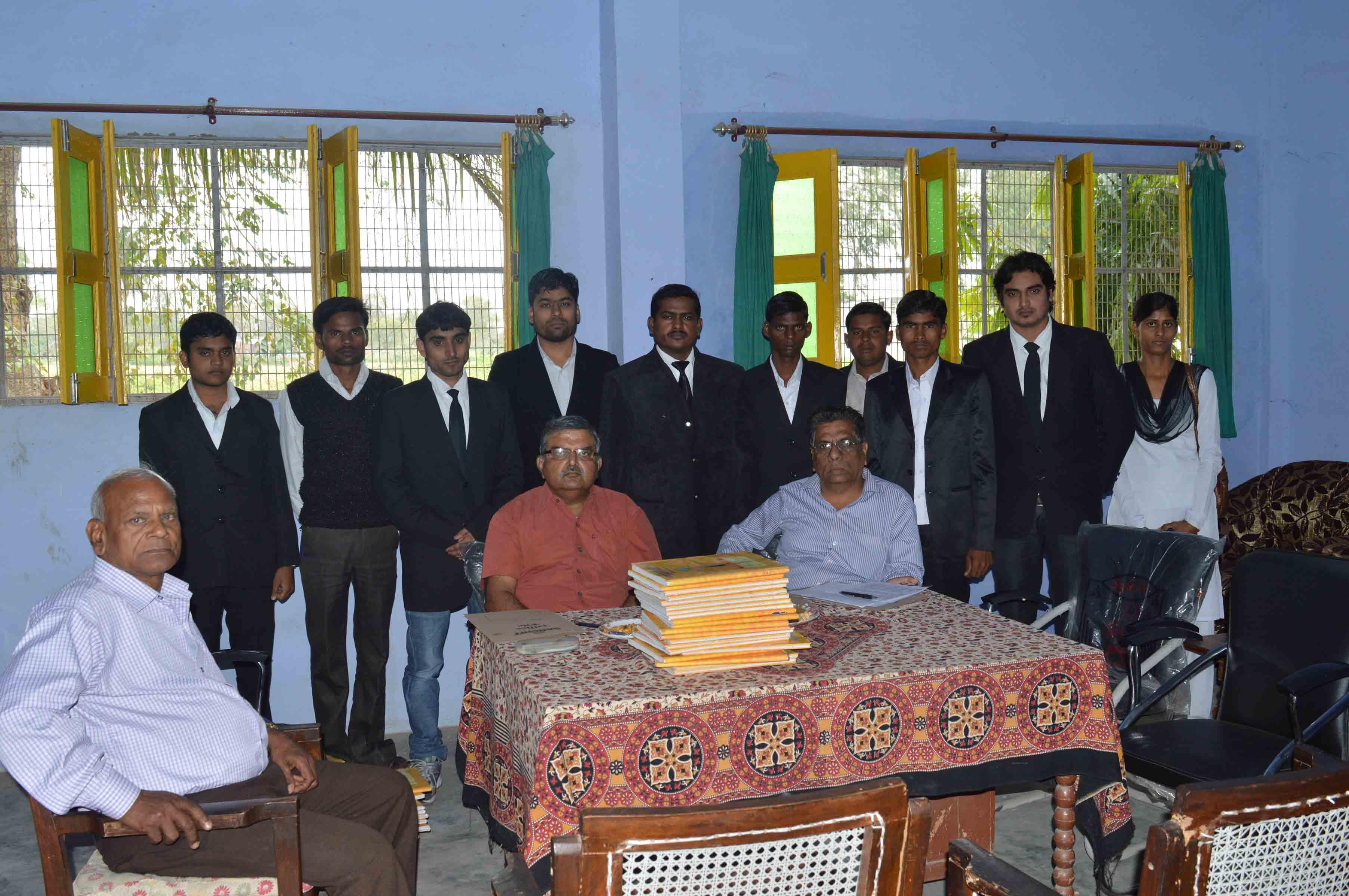 Gulab Fulandar Vidhi Mahavidyalaya Hardoi Buildings photo 10