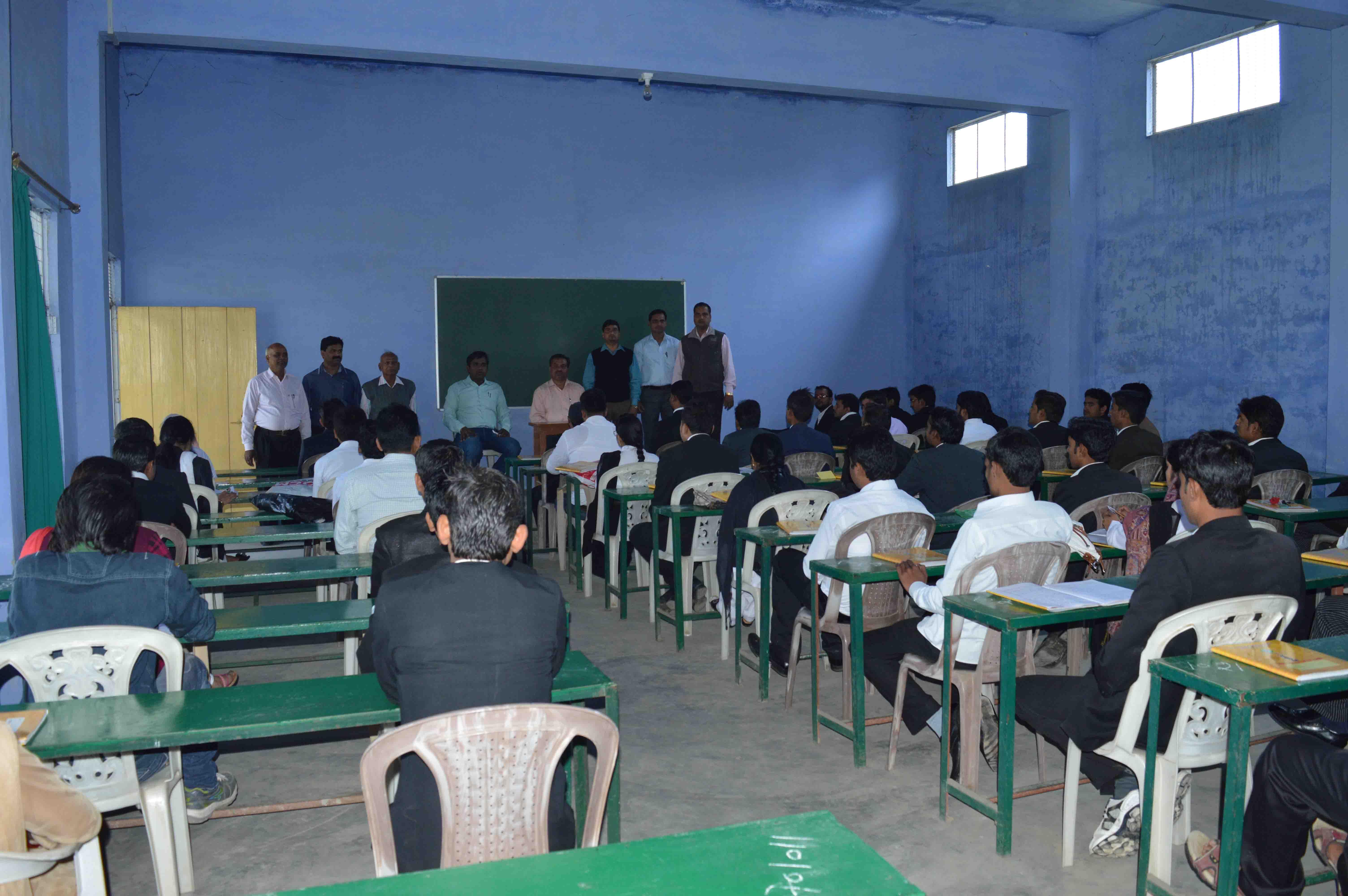 Gulab Fulandar Vidhi Mahavidyalaya Hardoi Buildings photo 9