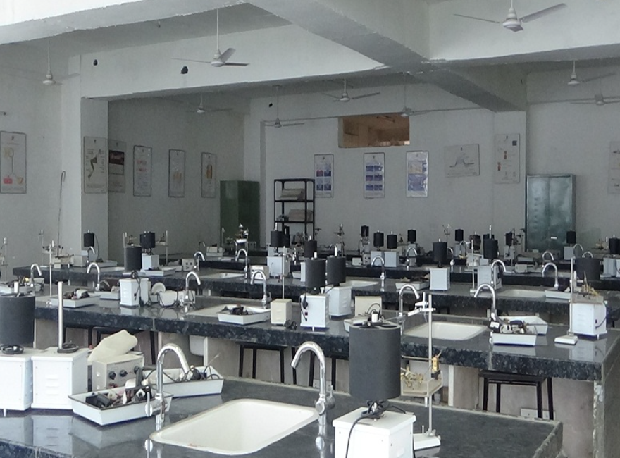 American International Institute Of Medical Sciences Udaipur College Building photo 8