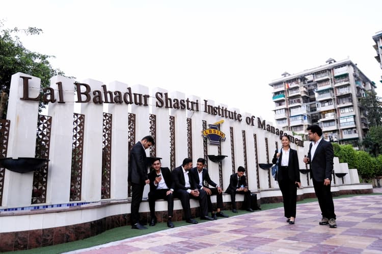 LBSIM Delhi Main Building photo 1