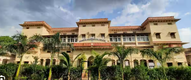 Government Medical College Sirohi College Building photo 1