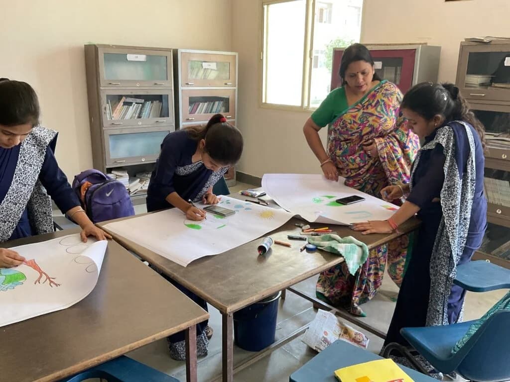 Renu Mahesh Seva Sansthan Hardoi Activities photo 13