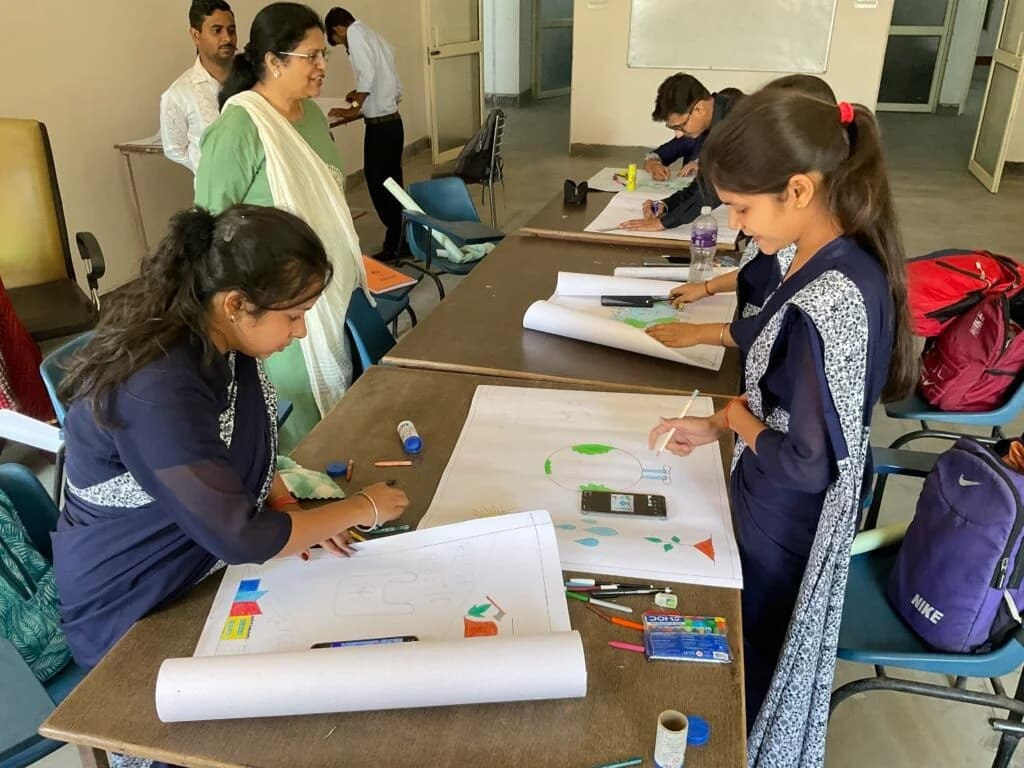 Renu Mahesh Seva Sansthan Hardoi Activities photo 15