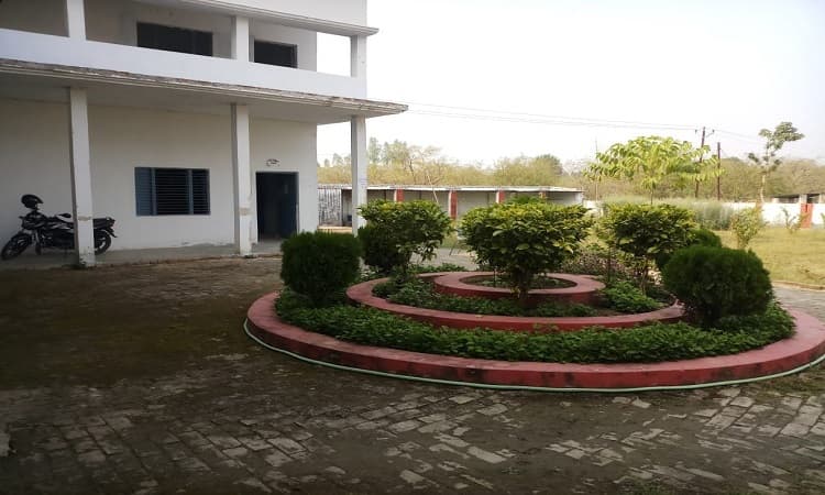 Shri Chintamani Smarak Law College Amethi Campus photo 6