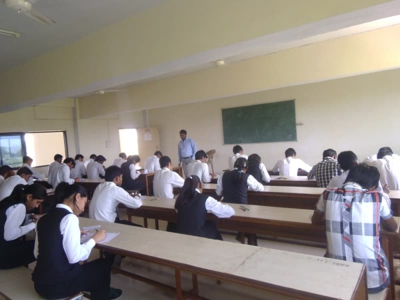 Kunwar Haribansh Singh College of Pharmacy Jaunpur Infrastructure photo 7