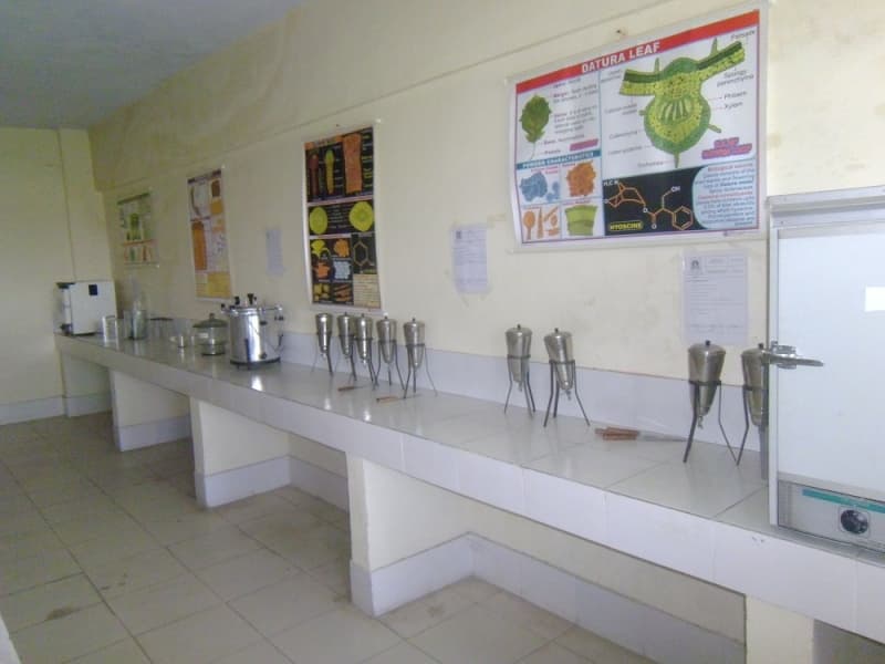 Kunwar Haribansh Singh College of Pharmacy Jaunpur LABS photo 4