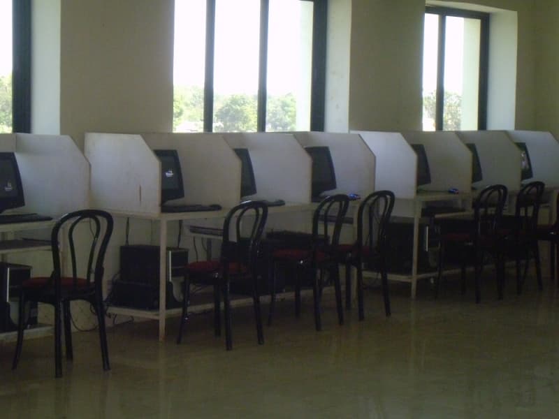 Kunwar Haribansh Singh College of Pharmacy Jaunpur LABS photo 10