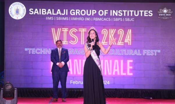 IIMS Pune Manthan / Vista 2K24 photo 2