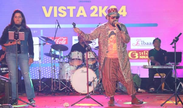 IIMS Pune Manthan / Vista 2K24 photo 11