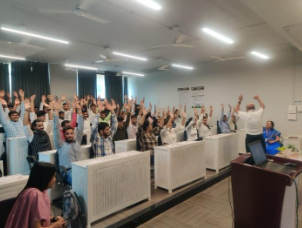 DY Patil PGDM Institute Akurdi Pune Guest Lecture photo 2