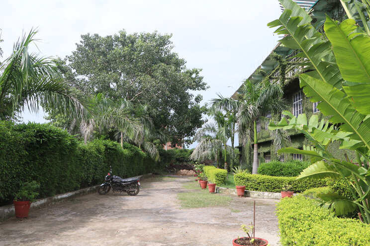 MG Institute of Pharmacy Allahabad Campus Photos photo 7