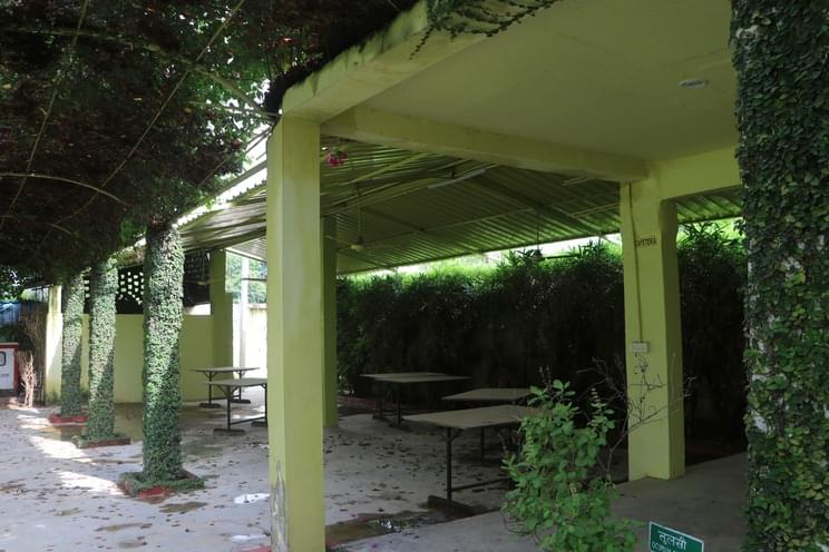 MG Institute of Pharmacy Allahabad Campus Photos photo 8