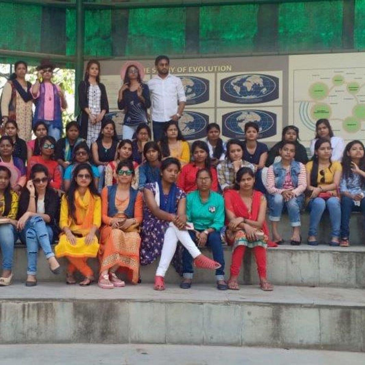 Sultanpur Institute of Nursing and Paramedical Sciences Christmas Celebrations photo 6