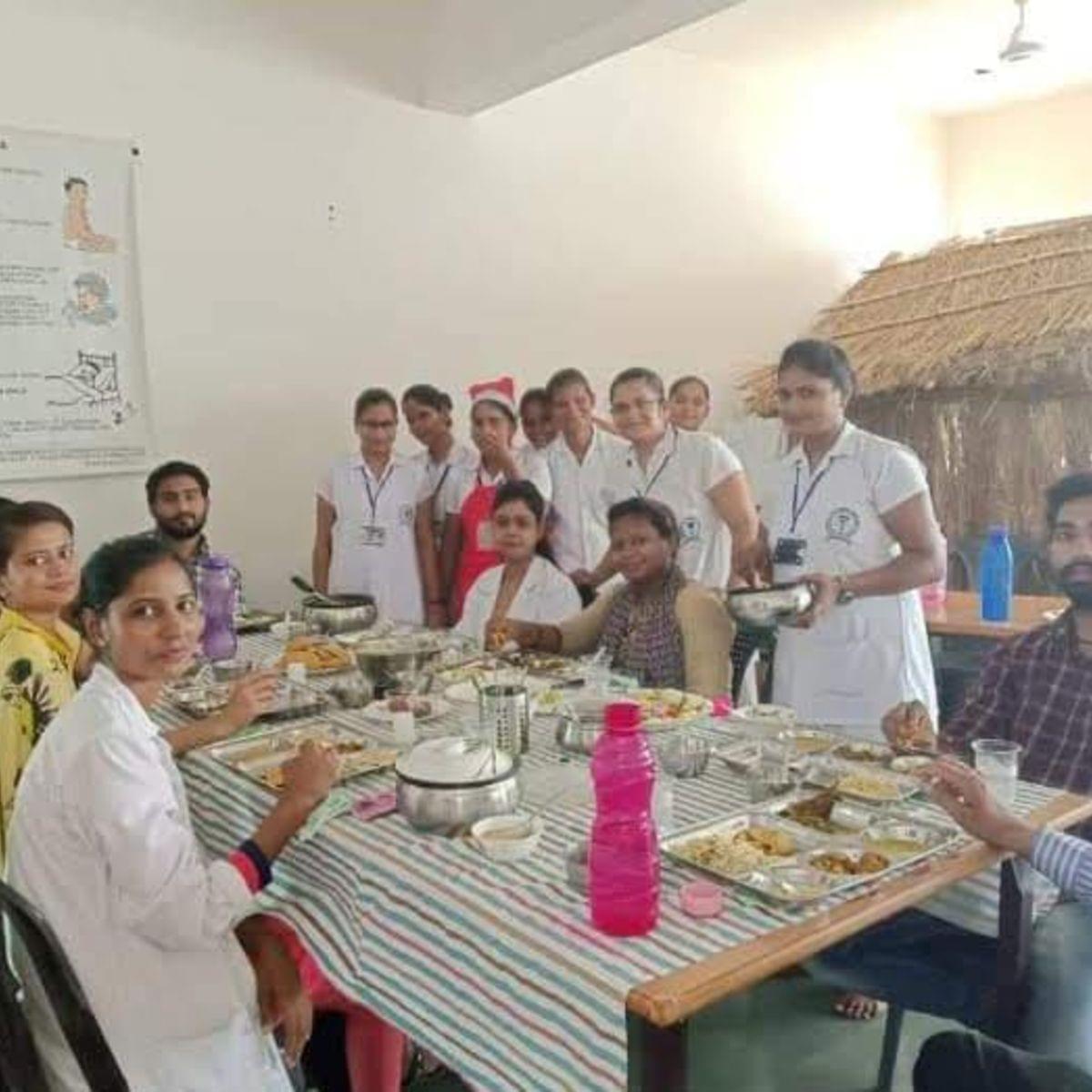 Sultanpur Institute of Nursing and Paramedical Sciences Nutrition Lab photo 5