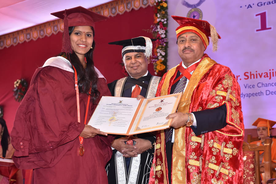 Bharati Vidyapeeth Convocation photo 11