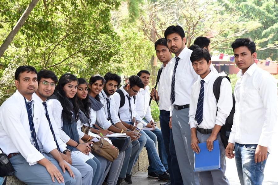 Bharati Vidyapeeth Student Life photo 6