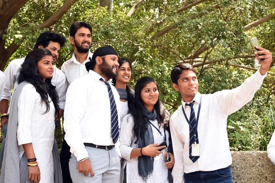 Bharati Vidyapeeth Student Life photo 5