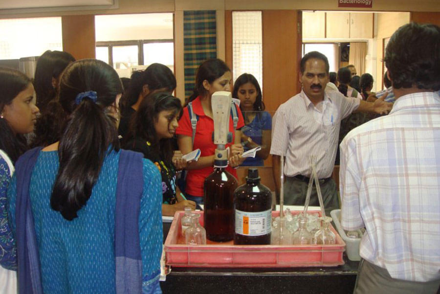 Bharati Vidyapeeth Library and Labs photo 17