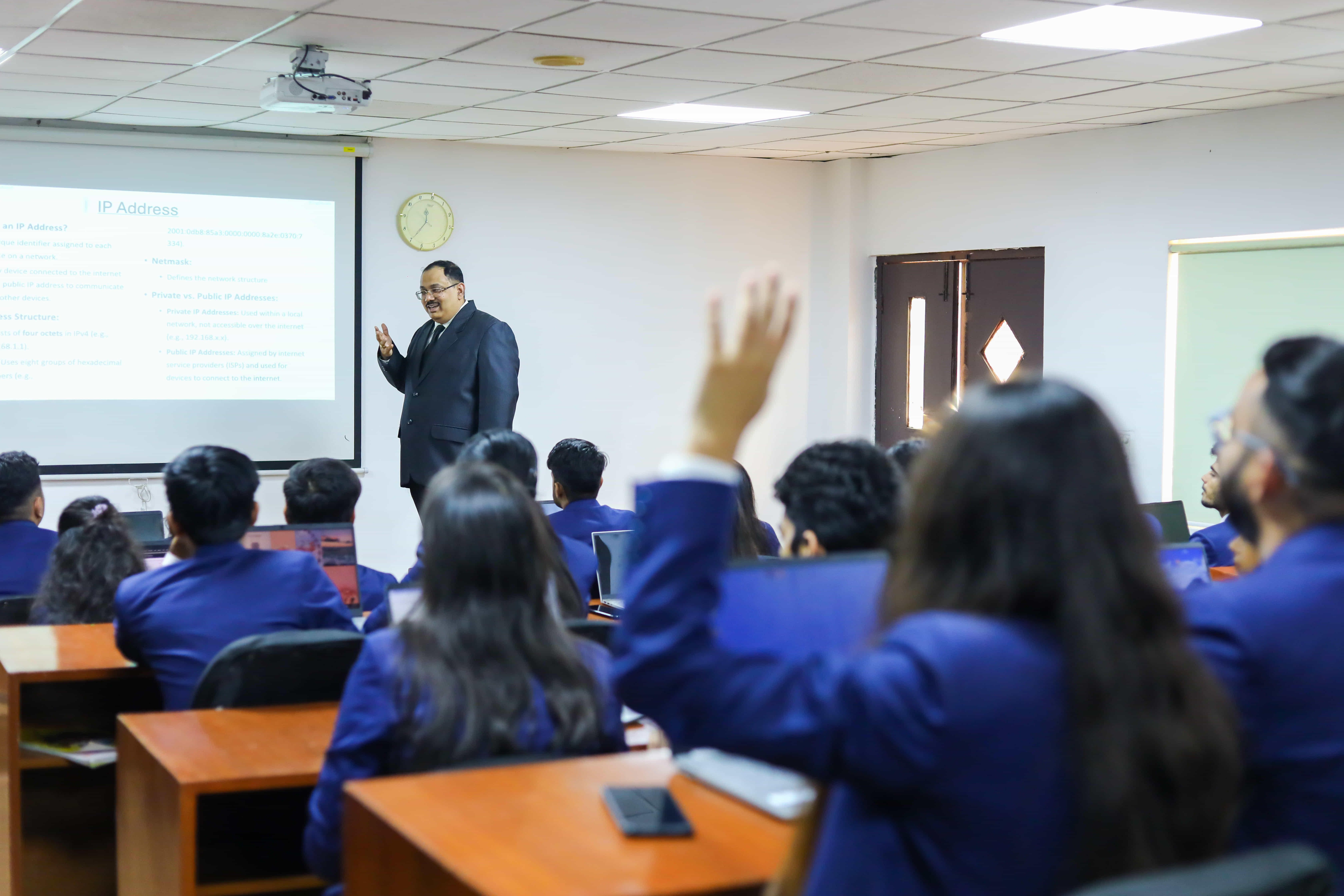 I Business Institute Greater Noida Classroom Photo photo 11