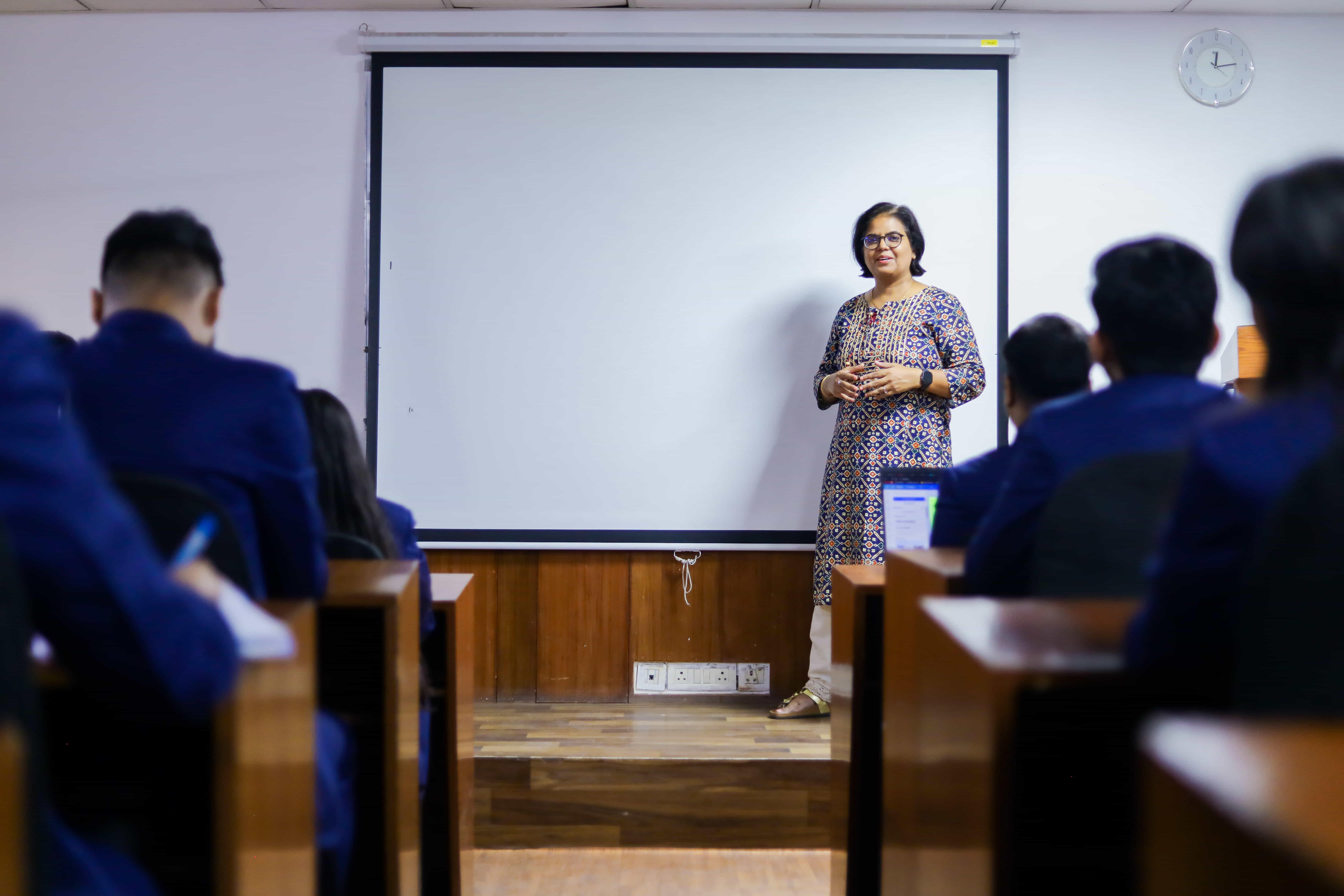 I Business Institute Greater Noida Classroom Photo photo 22