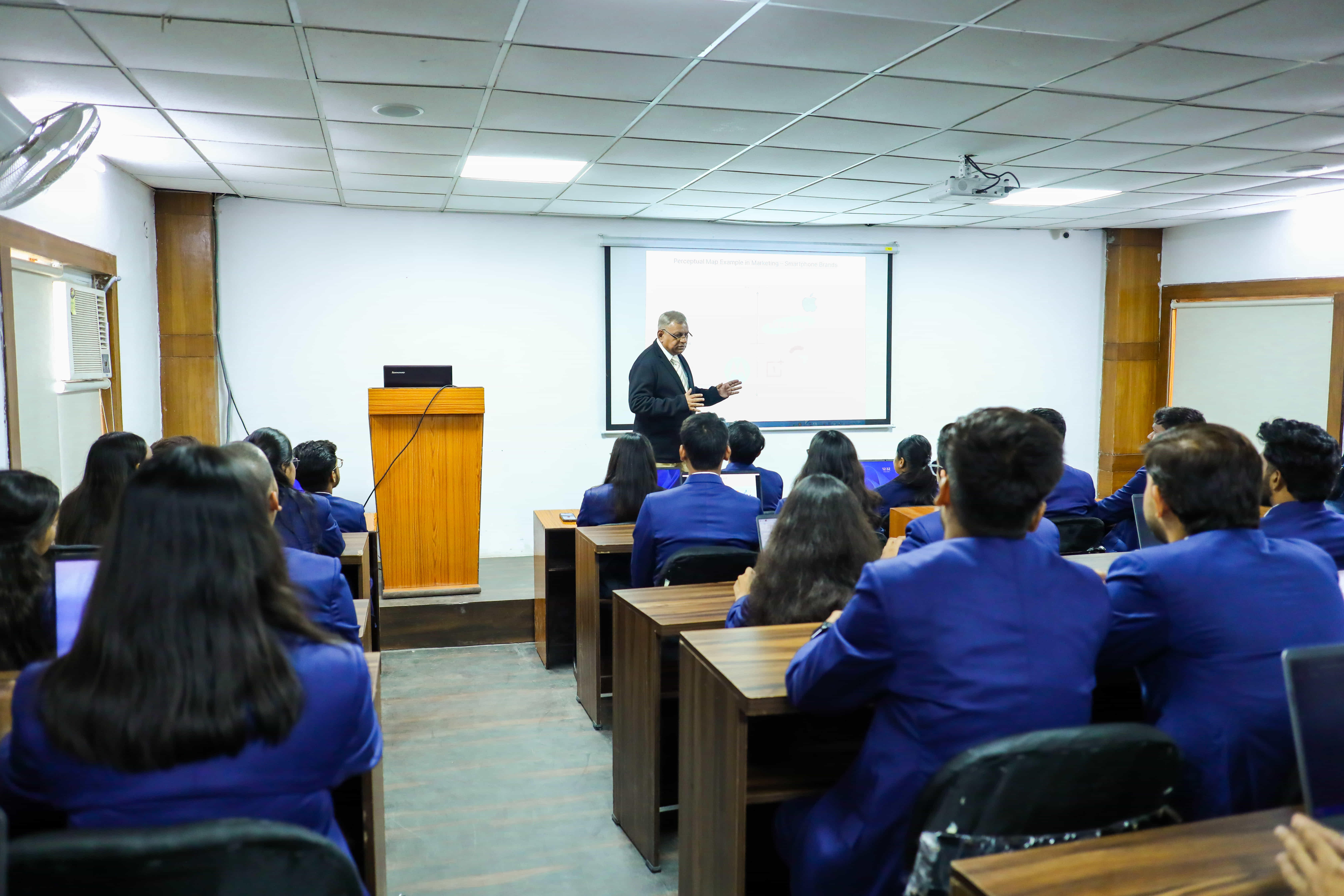 I Business Institute Greater Noida Classroom Photo photo 33