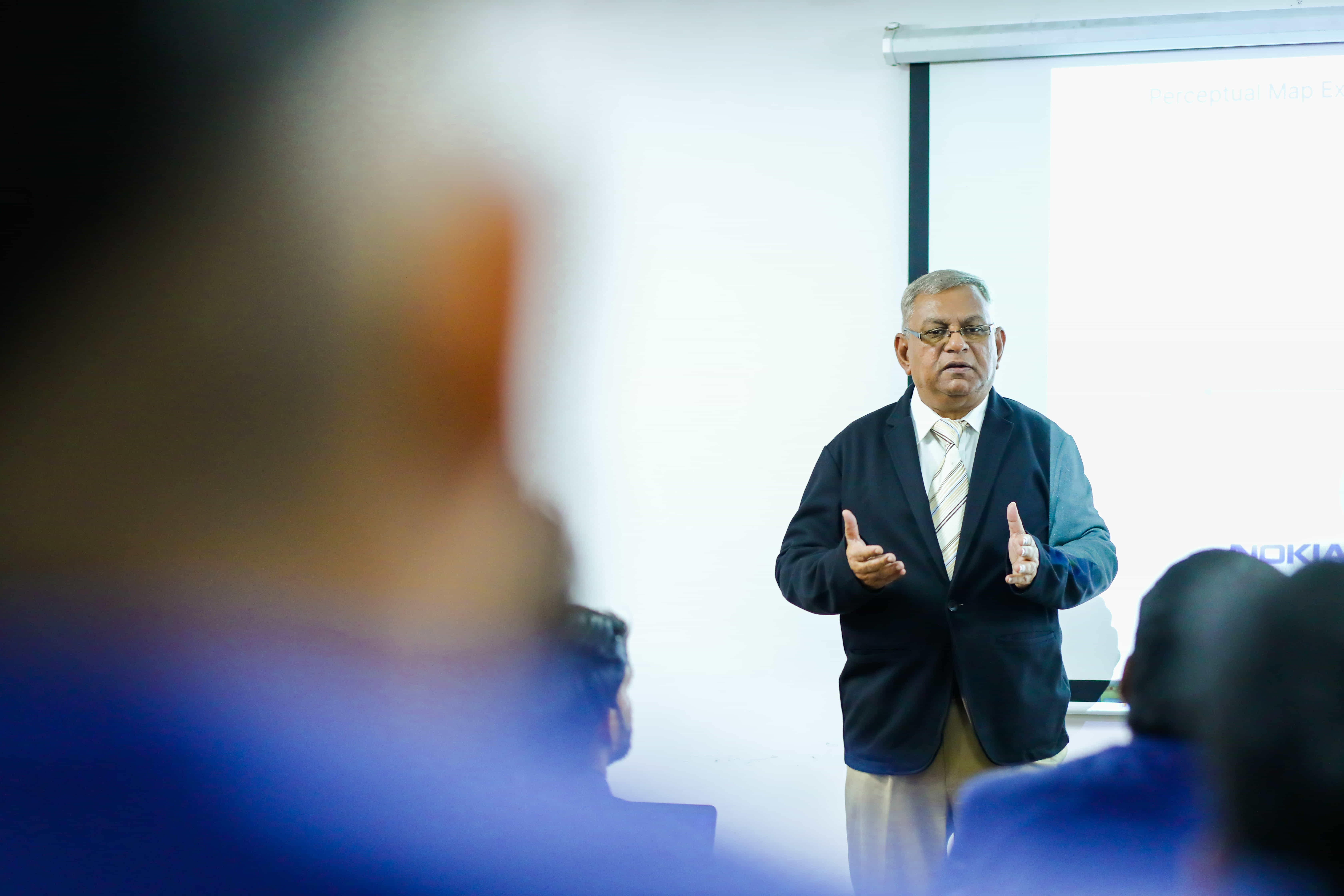 I Business Institute Greater Noida Classroom Photo photo 35