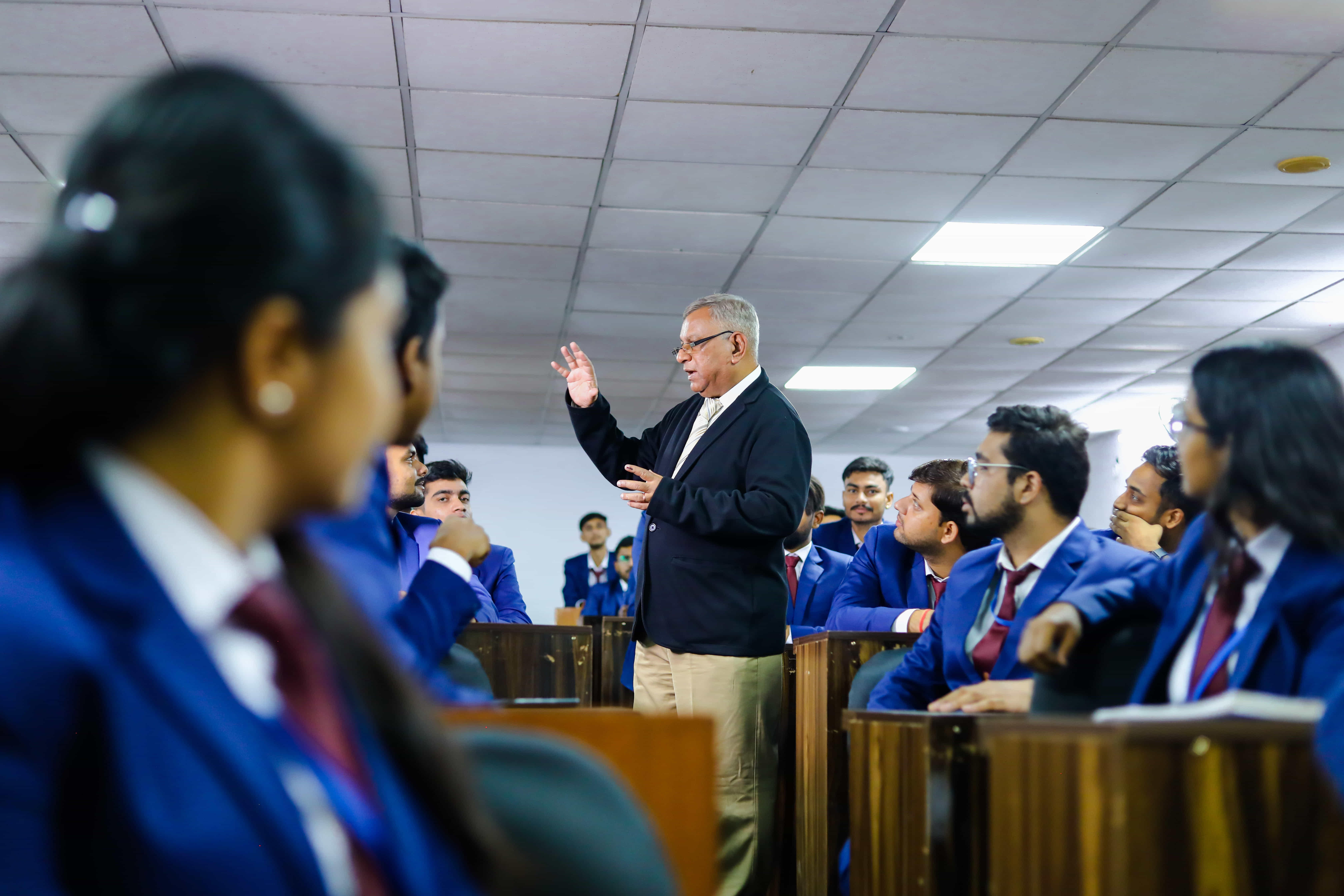 I Business Institute Greater Noida Classroom Photo photo 40