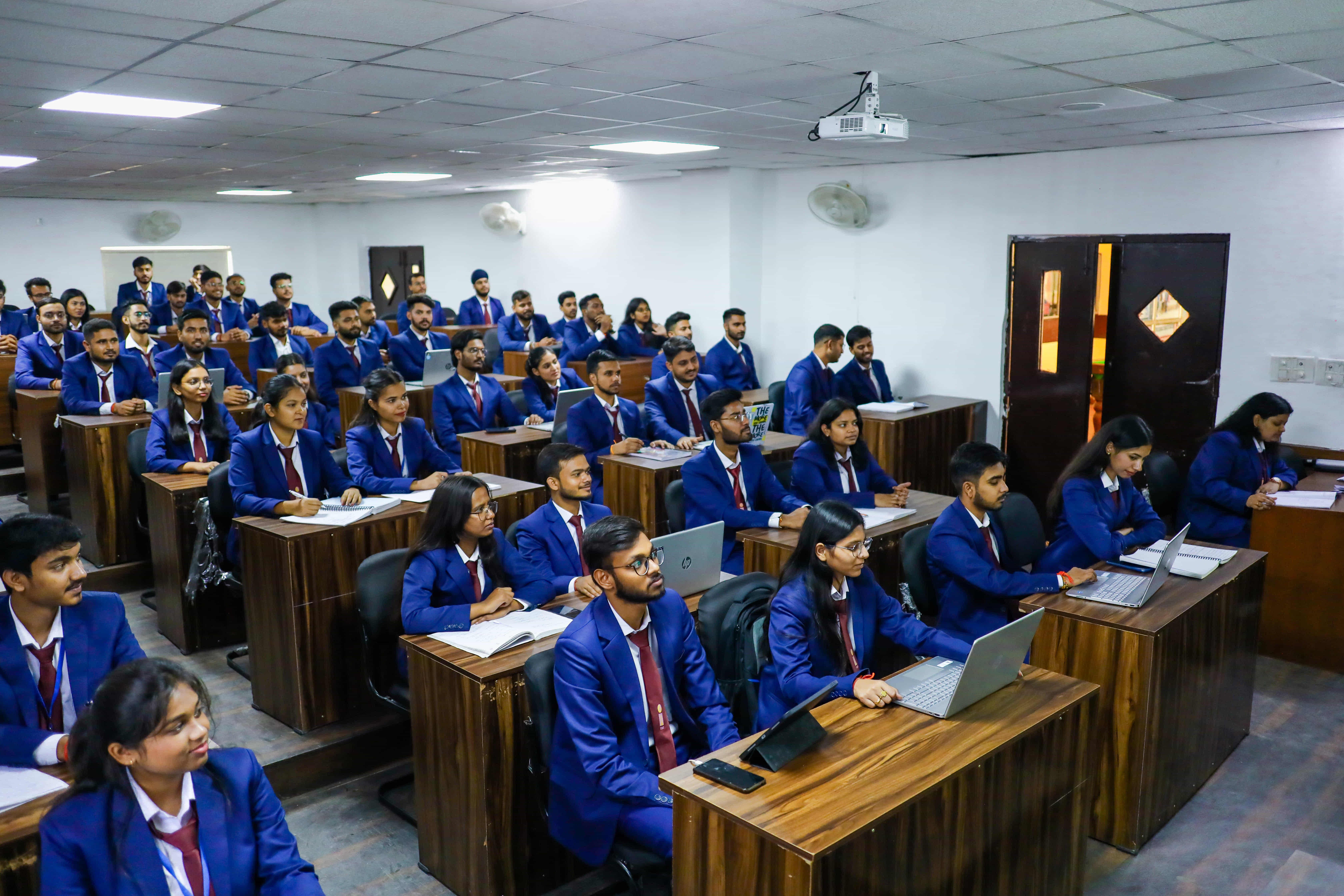 I Business Institute Greater Noida Classroom Photo photo 44