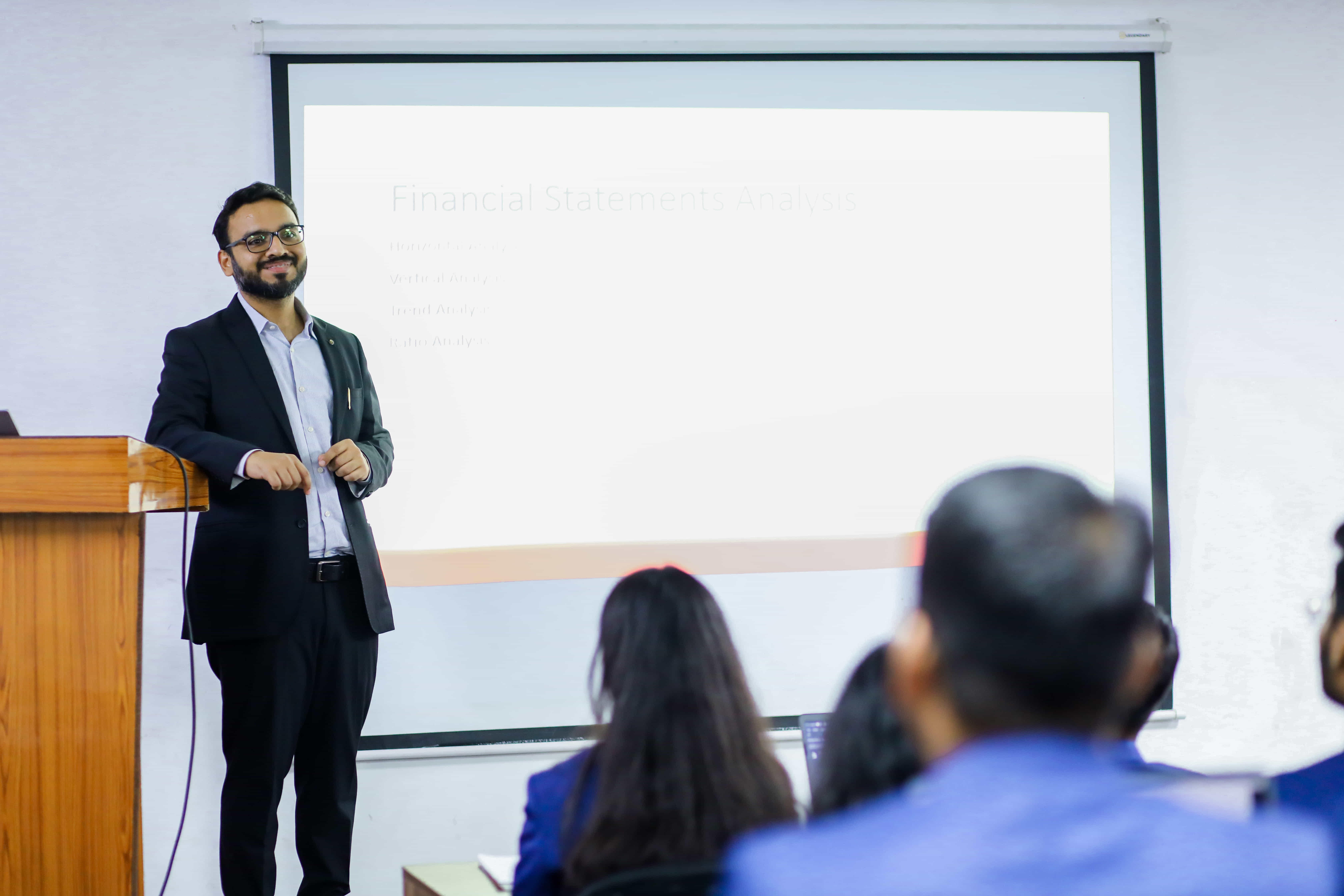 I Business Institute Greater Noida Classroom Photo photo 47