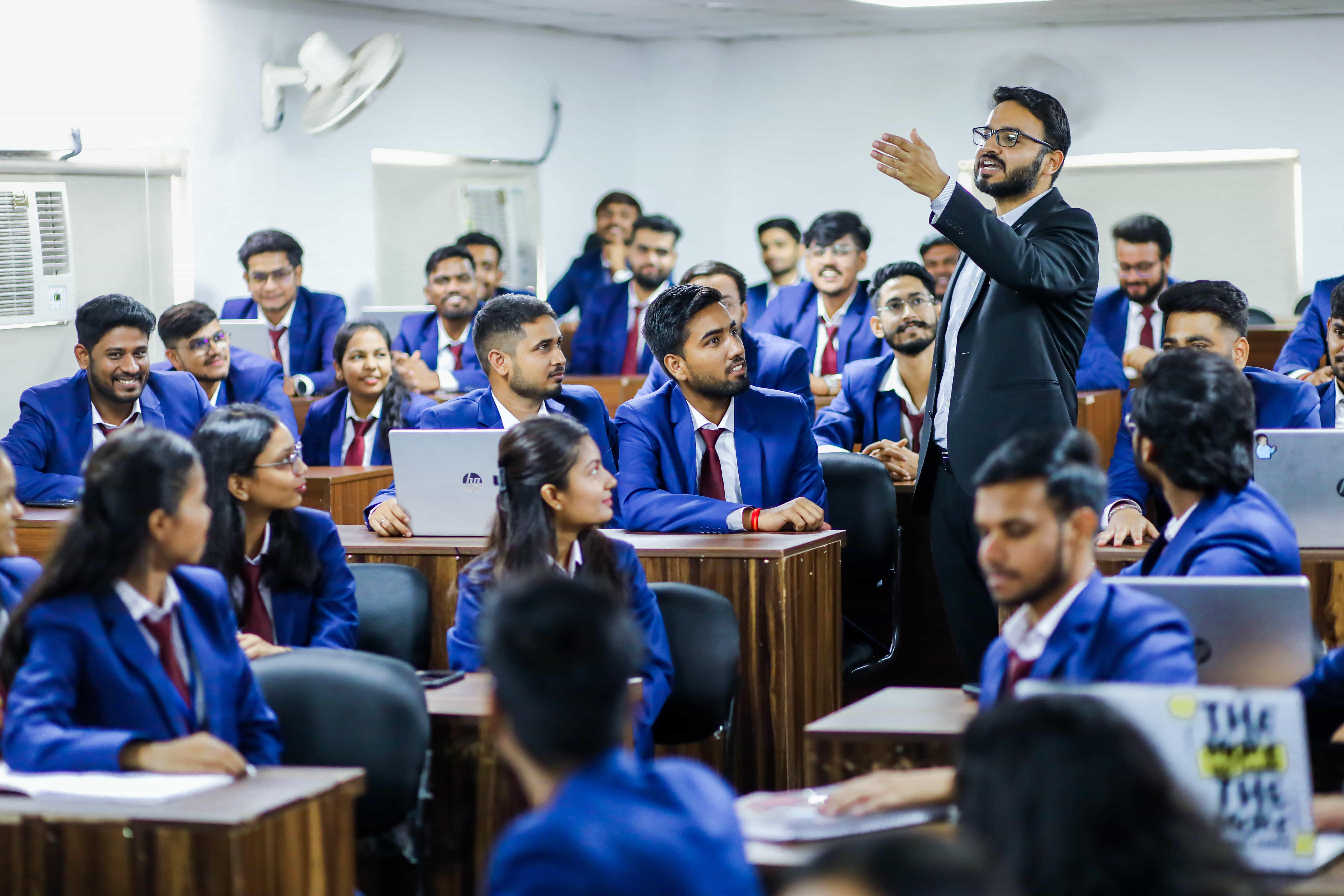 I Business Institute Greater Noida Classroom Photo photo 54
