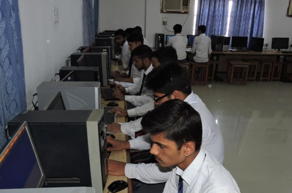 Dr. Ghanshyam Singh P.G College Varanasi Campus photo 3