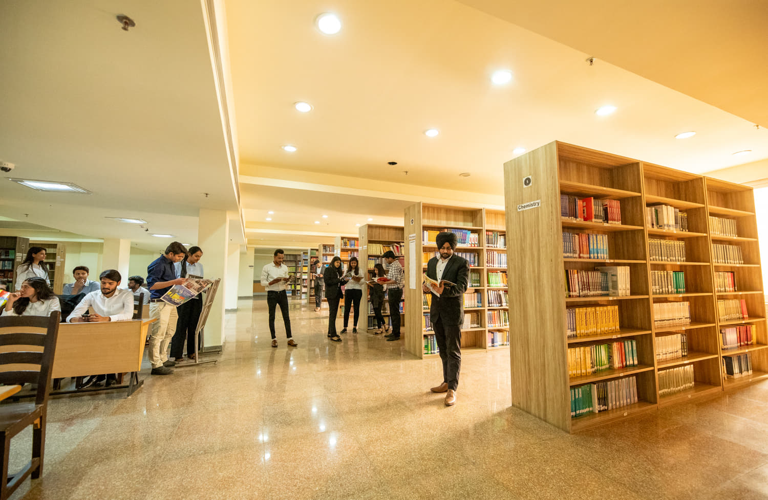 K R Mangalam University, School of Agricultural Sciences Gurgaon Library photo 2