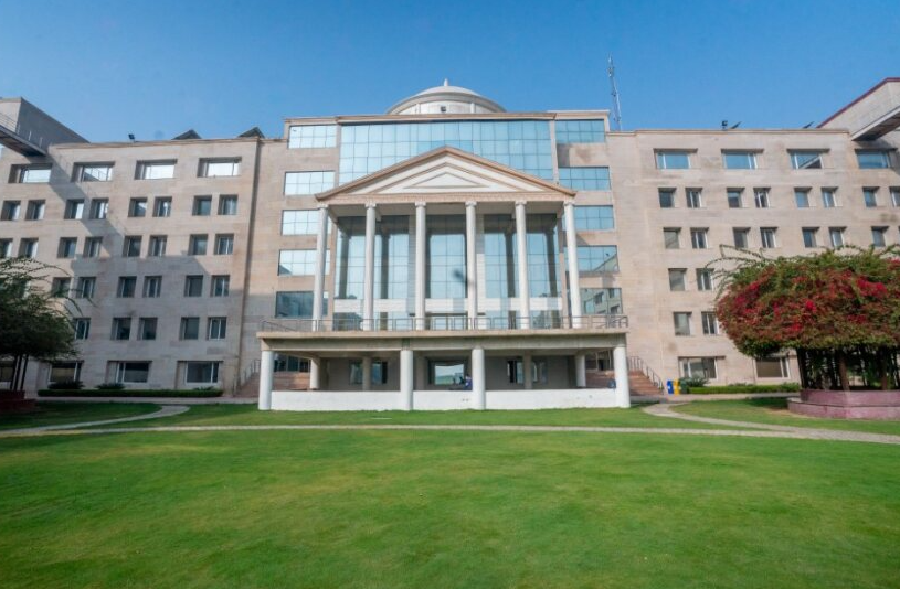 K R Mangalam University, School of Liberal Arts Gurgaon Campus photo 4