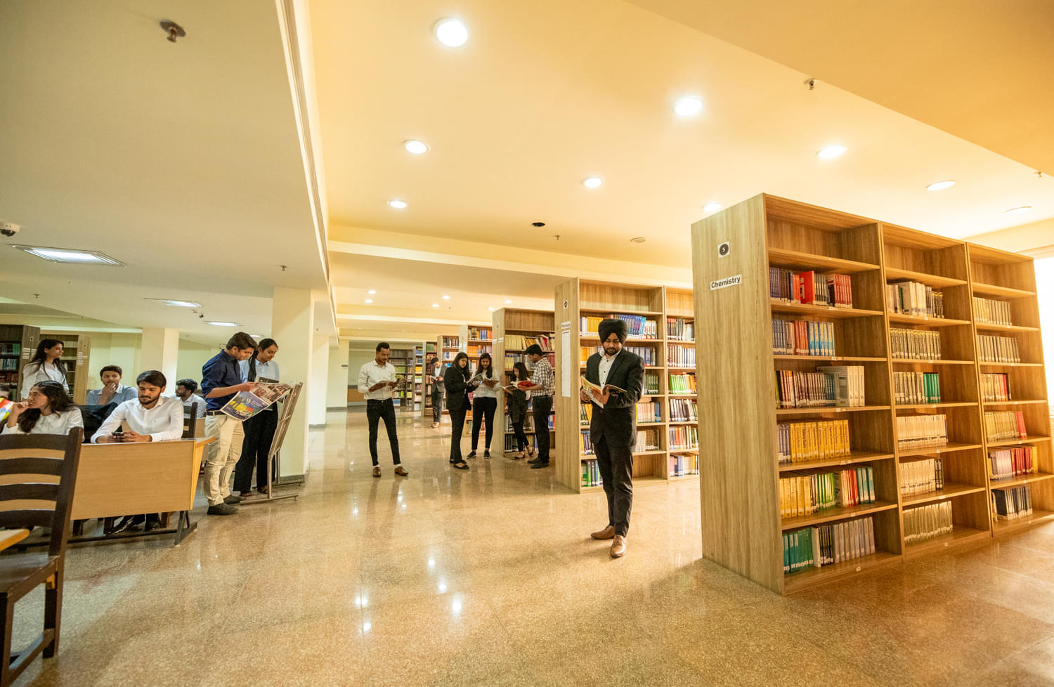 K R Mangalam University, School of Liberal Arts Gurgaon Library photo 2