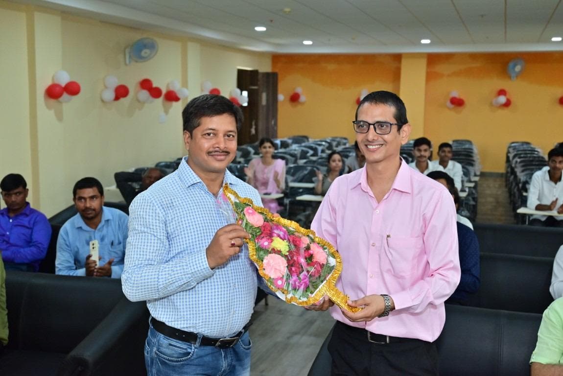 Food Craft institute Deoghar Blood donation drive photo 4