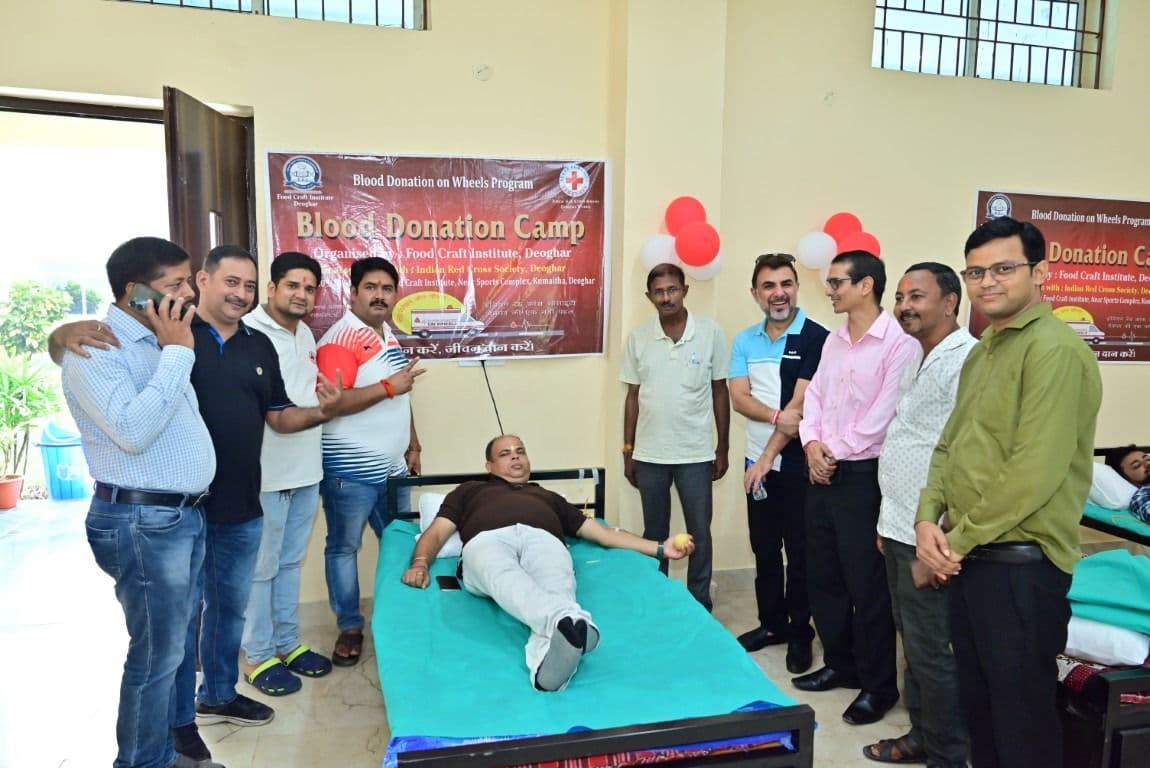 Food Craft institute Deoghar Blood donation drive photo 9