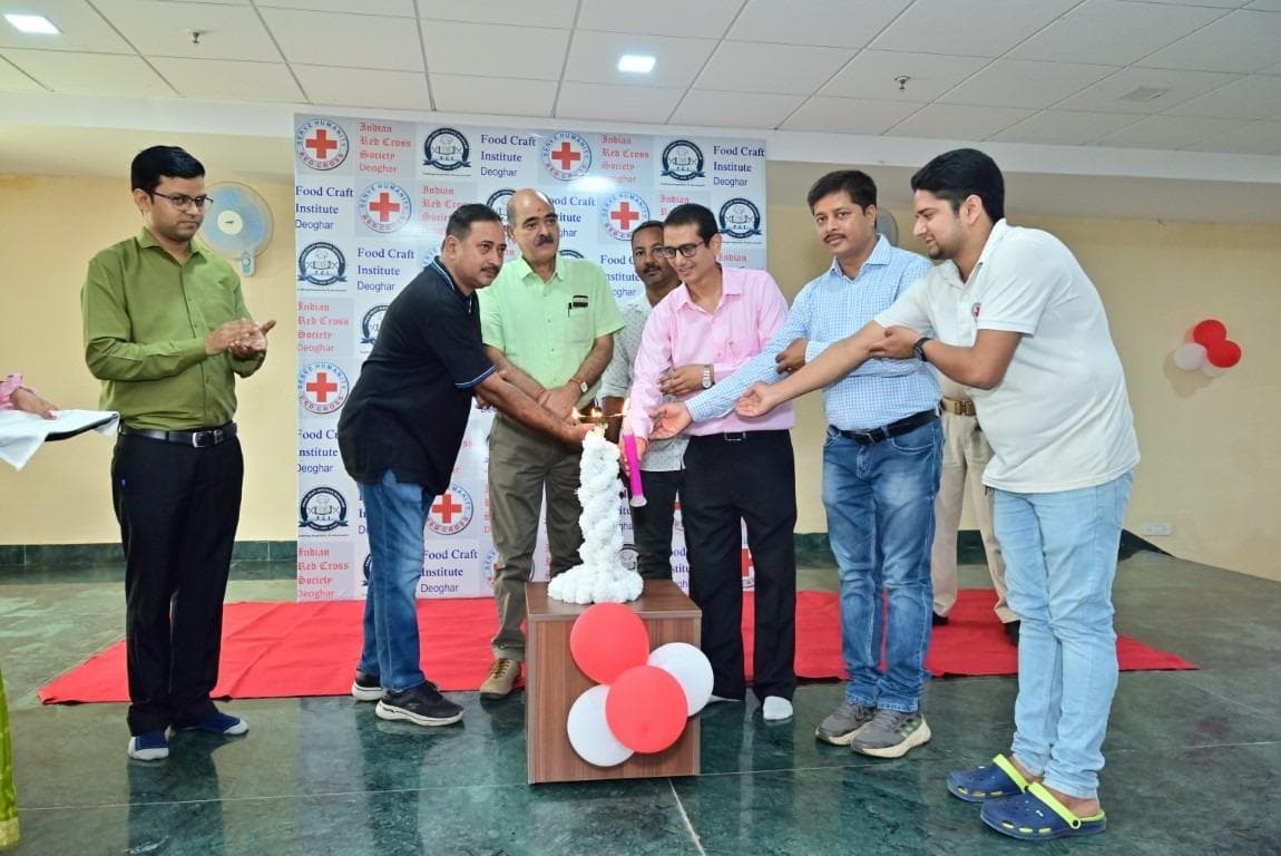 Food Craft institute Deoghar Blood donation drive photo 11
