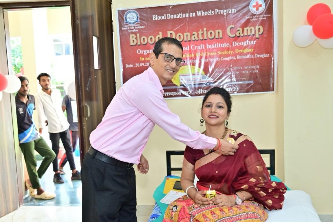Food Craft institute Deoghar Blood donation drive photo 15