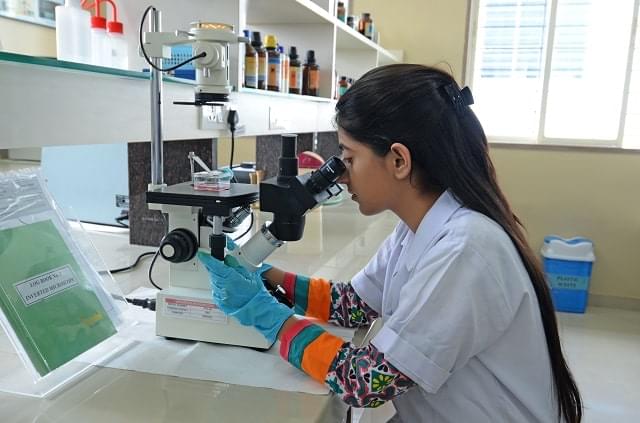 Dr. D. Y. Patil School of Science & Technology Pune Lab photo 1