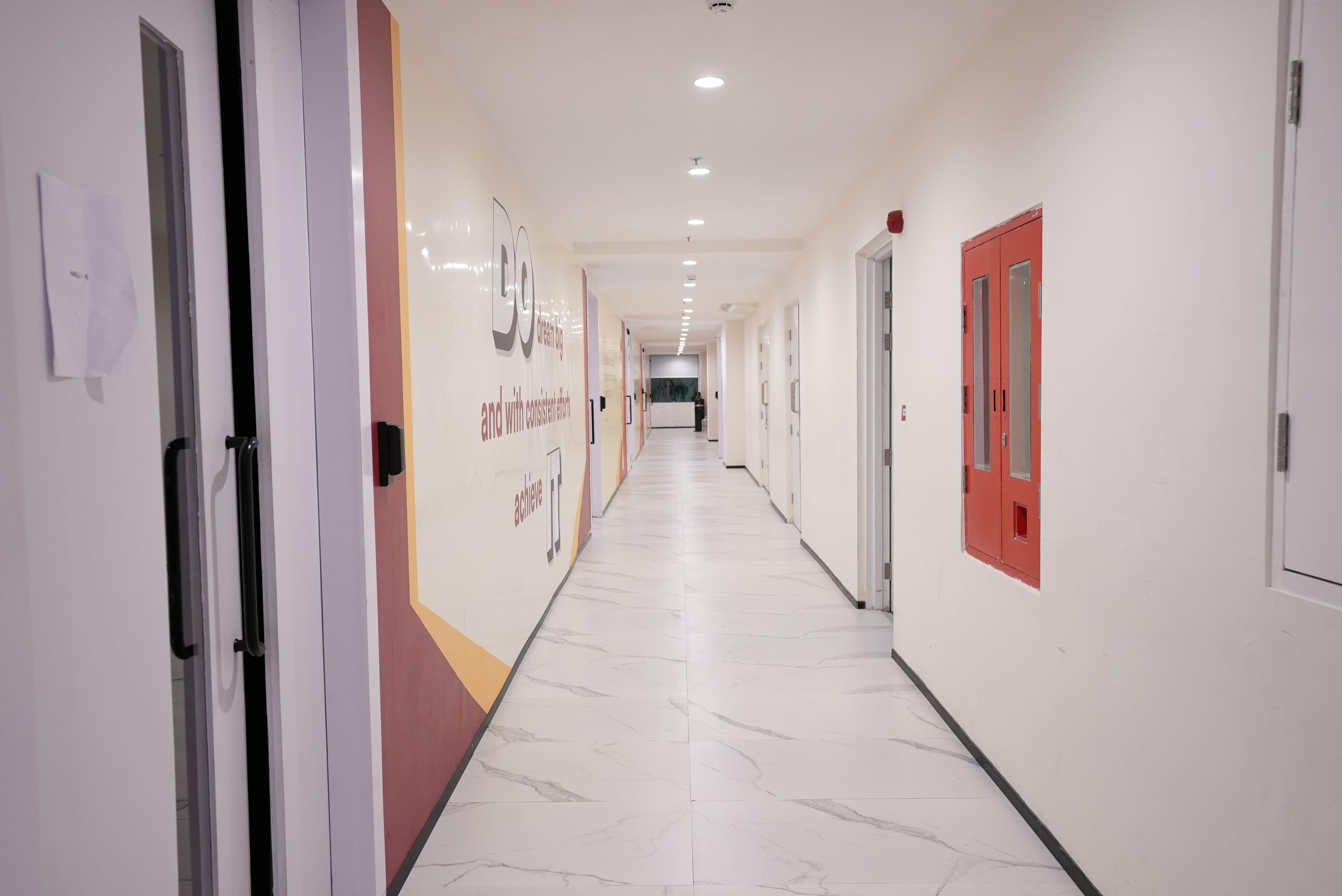 Takshashila University collaborating with NIAT Campus photo 3